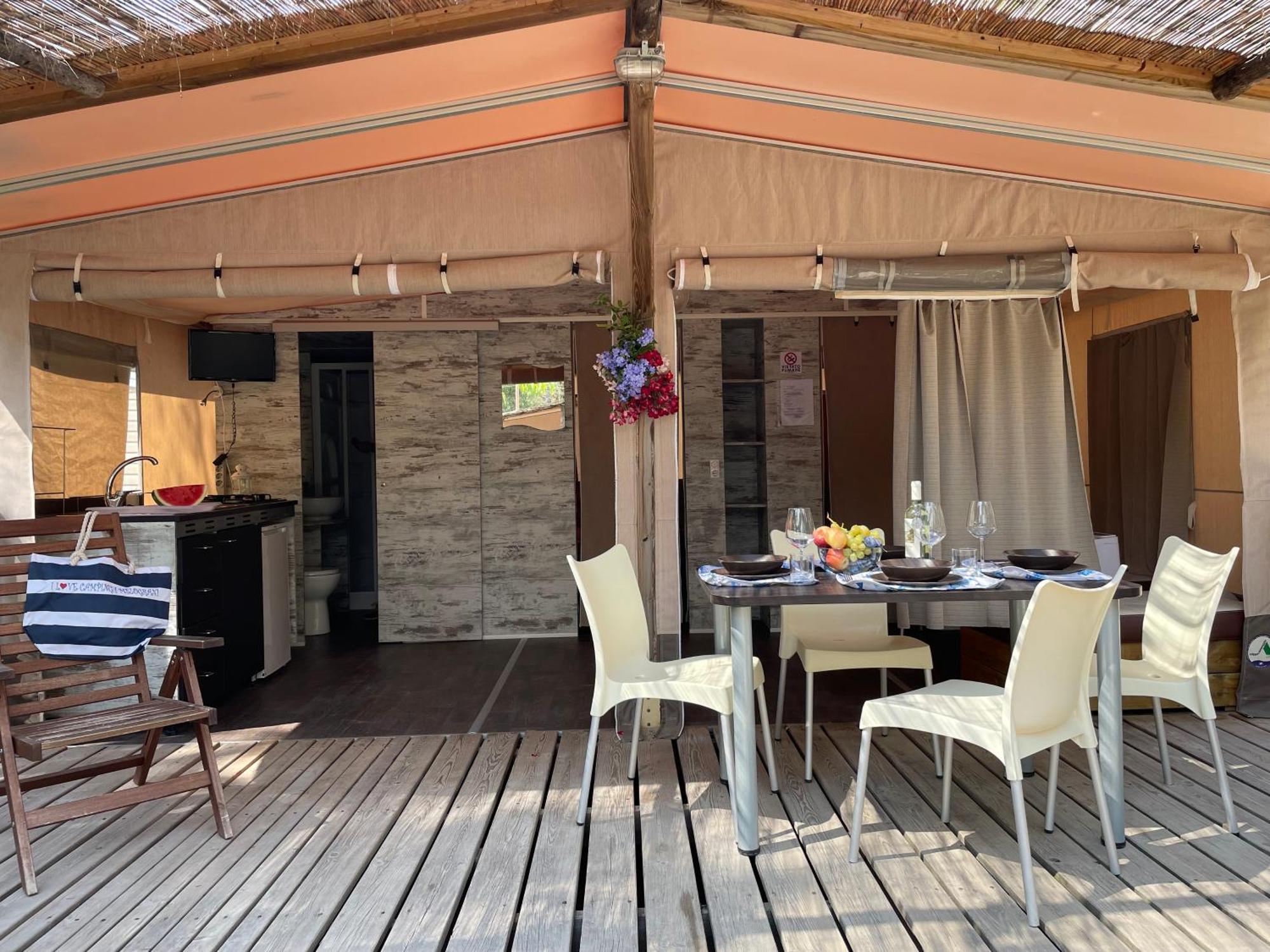 Camping I Melograni Marina Di Bibbona Exteriér fotografie