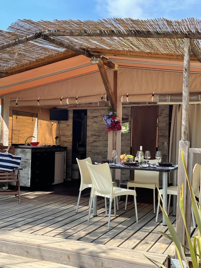 Camping I Melograni Marina Di Bibbona Exteriér fotografie