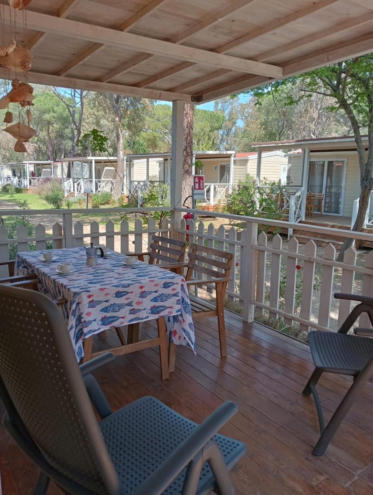 Camping I Melograni Marina Di Bibbona Exteriér fotografie